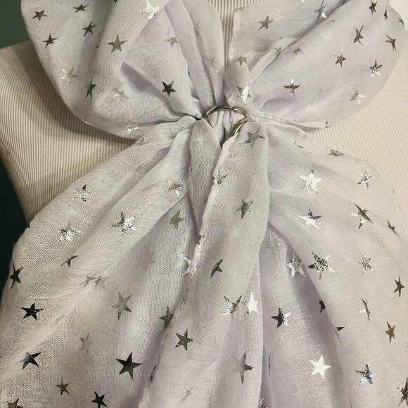 NWT Handmade Silver Star Scarf by Sana – Festive Elegance Design - Picture 9 of 15